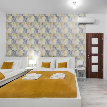 Cozy New With Air-conditioning * ブダペスト