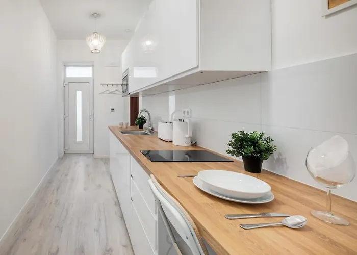 Apartament Cozy New With Air-conditioning *