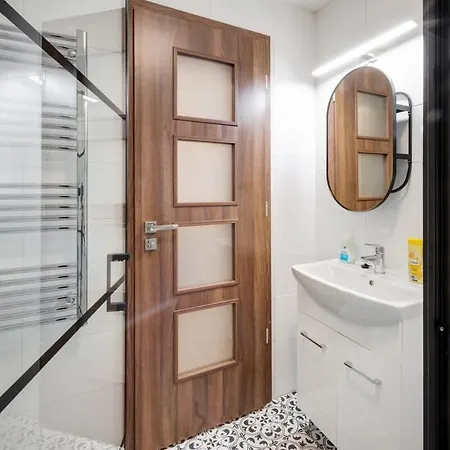 Cozy New With Air-conditioning Апартаменты *