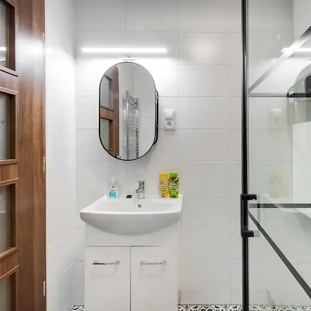 Διαμέρισμα Cozy New With Air-conditioning *